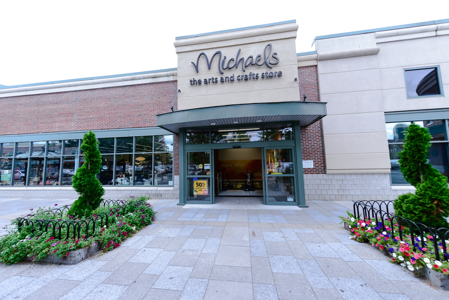 Michaels Crafts Deal for Updated, Smaller Corporate Headquarters in Texas -  Accesso